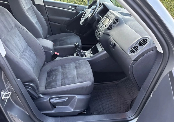 Volkswagen Tiguan cena 45900 przebieg: 189142, rok produkcji 2012 z Zwoleń małe 154